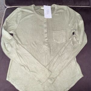 NWT- Olive Green Ribbed Long Sleeve Women's Top